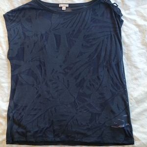 Gap tropical sheer tee
